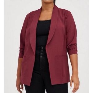NWT Women’s Torrid Parker Studio Longline Crepe Blazer Jacket